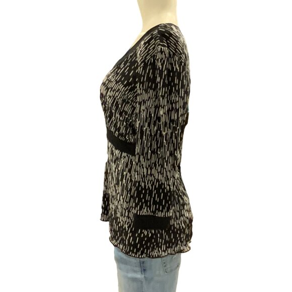 Petite Sophisticates Women's long sleeve v neck black/white top/blouse tie in th - Picture 3 of 5